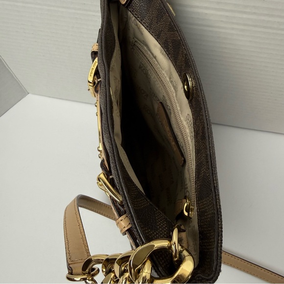 Michael Kors Dark Brown Crossbody Bag with Gold Chain - Picture 3 of 5